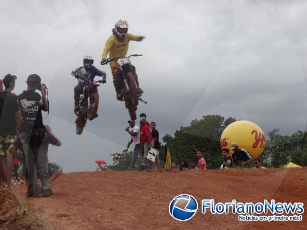 Emoção em duas rodas e muita adrenalina marcaram o I Motocross Arena Show de Floriano.(Imagem:FlorianoNews)