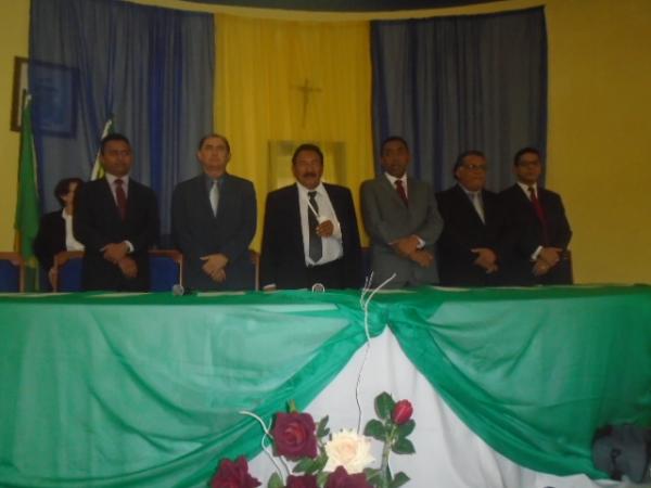 Prefeito eleito, Joel Rodrigues toma posse na Câmara Municipal de Floriano.(Imagem:FlorianoNews)