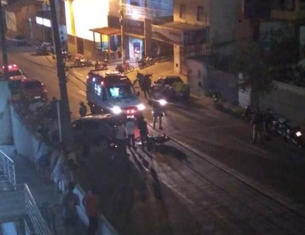 Motociclista fica ferido em acidente na Avenida Bucar Neto.(Imagem:Divulgação)