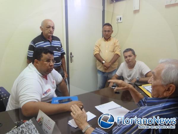 Reunião discutiu últimos detalhes do carnaval de Floriano.(Imagem:FlorianoNews)