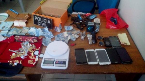 Polícia Civil de Floriano apreende produtos em ponto de droga e divulga imagens.(Imagem:Polícia Civil)