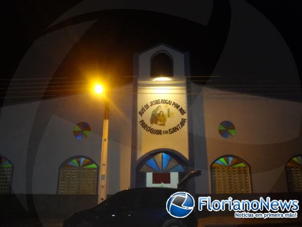 Igreja do bairro Campo Velho é arrombada e tem caixa de som e ventilador furtados.(Imagem:FlorianoNews)