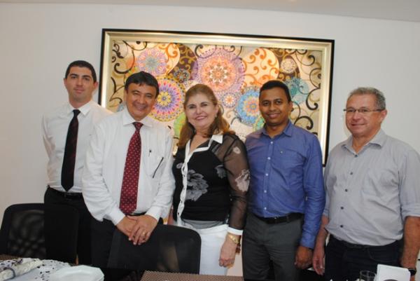 Wellington Dias visita sede da Faculdade de Ensino Superior de Floriano.(Imagem:ASCOM)