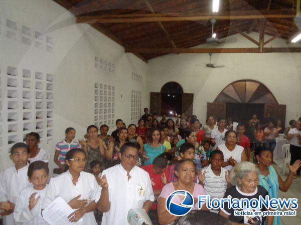 Procissão e missa encerraram festejo de Santa Rita de Cássia em Floriano.(Imagem:FlorianoNews)