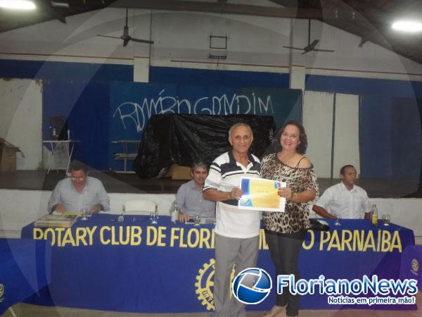 Rotary Club de Floriano confere título de associado honorário à florianenses.(Imagem:FlorianoNews)