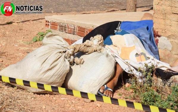 Moradores encontram homem morto no meio da rua em Paulistana.(Imagem:FN Notícias)