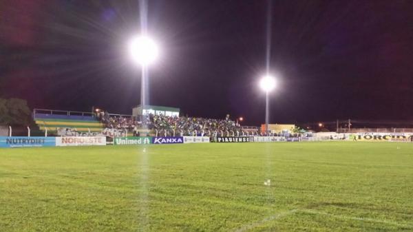 Estádio Felipão passará por aumento de capacidade e terá gramado novo.(Imagem:Josiel Martins)