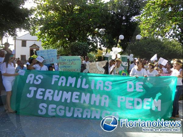 População de Jerumenha realiza manifestação pedindo mais segurança.(Imagem:FlorianoNews)