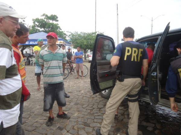 Homem é preso por embriaguez ao volante após causar acidente em Floriano.(Imagem:FlorianoNews)