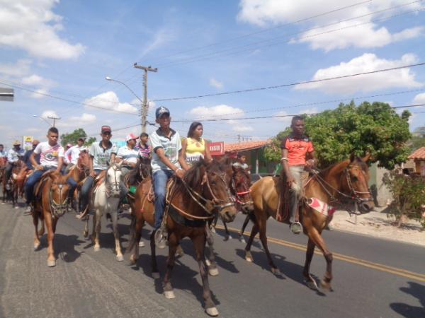 Comitiva Poeira da Estrada realiza III cavalgada dos vaqueiros.(Imagem:FlorianoNews)