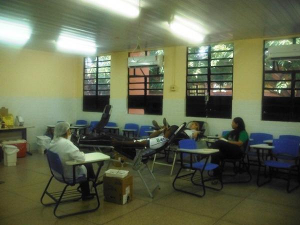 Hemocentro de Floriano realizou campanha para doação de sangue na UFPI.(Imagem:FlorianoNews)