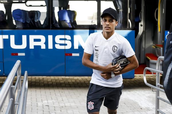 Pedrinho em viagem pelo Corinthians na última temporada(Imagem:Rodrigo Gazzanel/Ag. Corinthians)