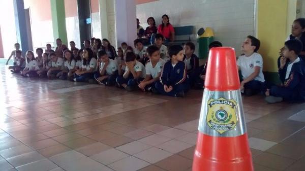 Ações da PRF marcaram a Semana Nacional do Trânsito na Região Centro-Sul do Estado do Piauí.(Imagem:PRF)