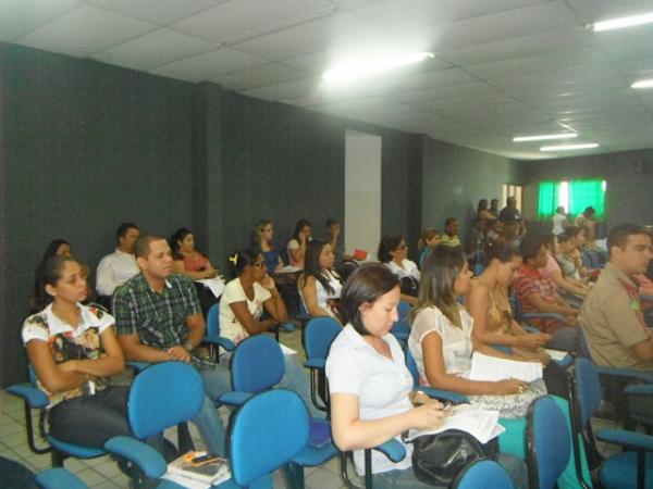 CAPS promoveu reunião com rede de atenção psicossocial de Floriano.(Imagem:FlorianoNews)