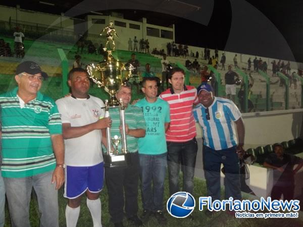 Deputado Gustavo Neiva prestigia final da Copa CONSAMF em Floriano.(Imagem:FlorianoNews)