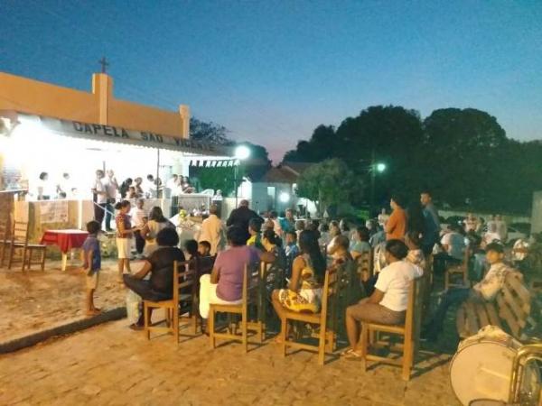 Festejo de São Vicente de Paula é encerrado com procissão e missa em Floriano.(Imagem:FlorianoNews)