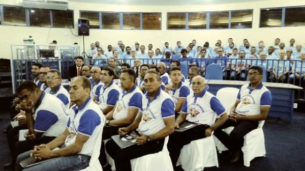 Terço dos Homens recebe homenagem da Câmara de Floriano.(Imagem:FlorianoNews)