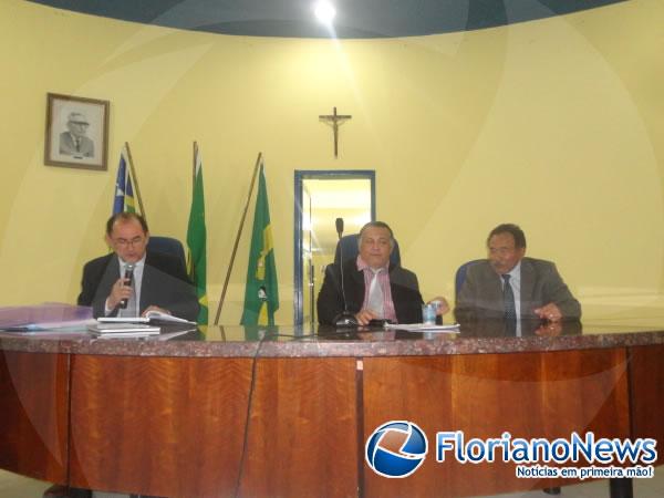 Câmara Municipal de Floriano aprova Projetos em Sessão Ordinária.(Imagem:FlorianoNews)