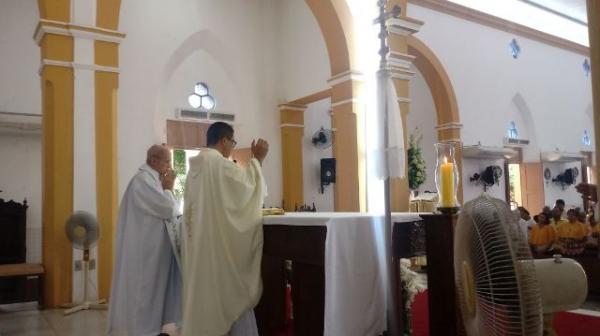 Missas de Páscoa são celebradas em diversas igrejas de Floriano.(Imagem:FlorianoNews)