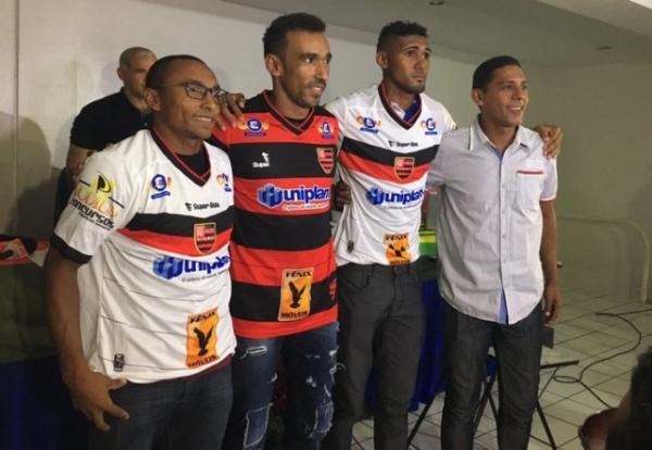 Fabinho, Eduardo e Tiaguinho Flamengo-PI.(Imagem:Stephanie Pacheco)