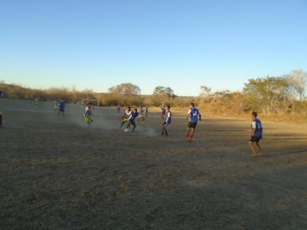 Equipe do Bom Jesus vence time do Vasco em tarde esportiva.(Imagem:FlorianoNews)