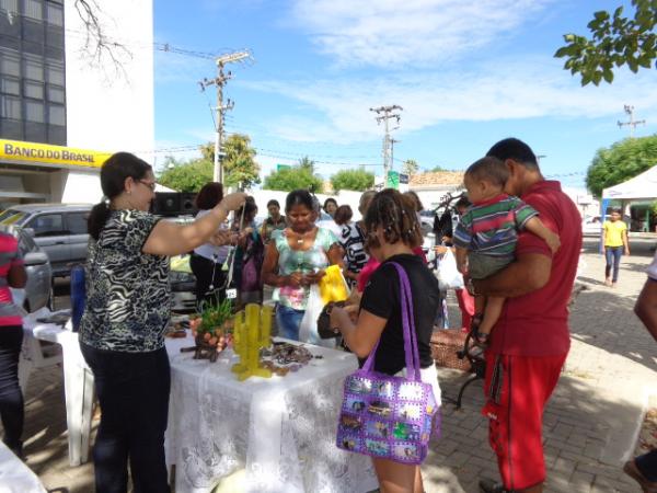 Rotary Club Médio Parnaíba realizou bazar beneficente.(Imagem:FlorianoNews)