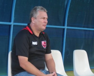 Daniel Frasson, técnico do Flamengo-PI.(Imagem:Abdias Bideh/GloboEsporte.com)