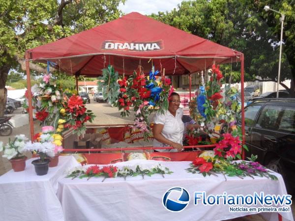 Dia de Finados é marcado por visitas e missas nos principais cemitérios de Floriano.(Imagem:FlorianoNews)