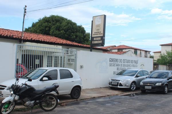 Delegacia de Homicídios de Teresina vai investigar assassinato.(Imagem:Pedro Santiago)