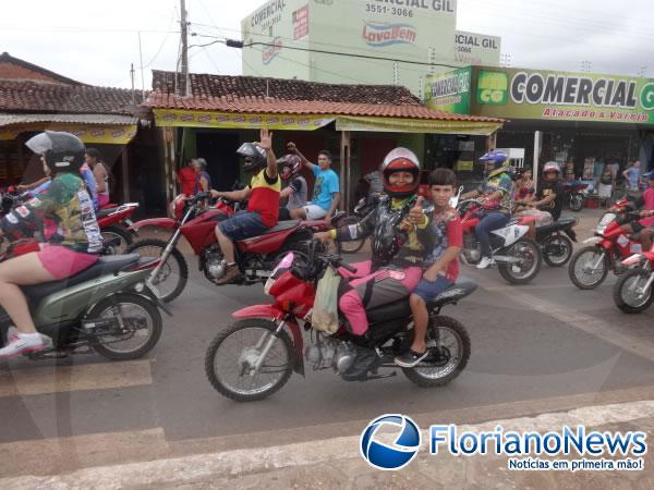 Mulheres participaram da 7ª edição do Rally do Batom de São João dos Patos.(Imagem:FlorianoNews)