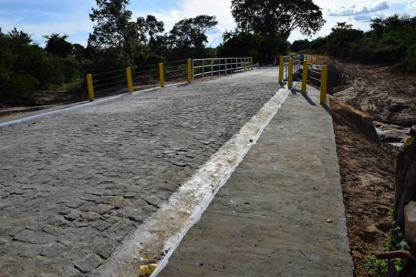 Prefeito Gilberto Jr. inaugura ponte sobre o riacho Taboca em Floriano(Imagem:Waldemir Miranda)