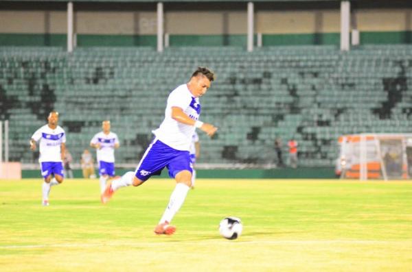 Bruno Aquino é um dos jogadores que serão apresentados ao torcedor Altoense.(Imagem:Bruno Castilho/EC Taubaté)