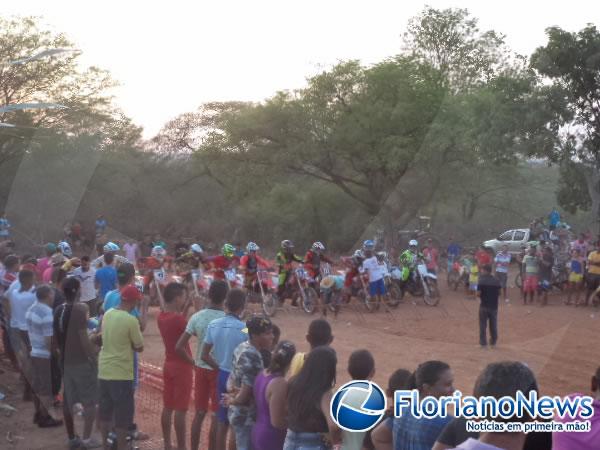 Adrenalina e muita emoção na 7ª etapa de Motocross em Francisco Aires(Imagem:FlorianoNews)