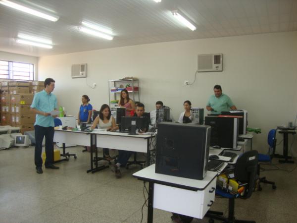 Pregão Eletrônico do Campus da UFPI de Floriano(Imagem:Amarelinho)