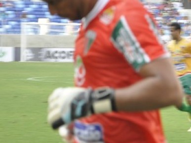 gor acusa torcida do Tombense de racismo e é expulso.(Imagem:Christian Guimarães)