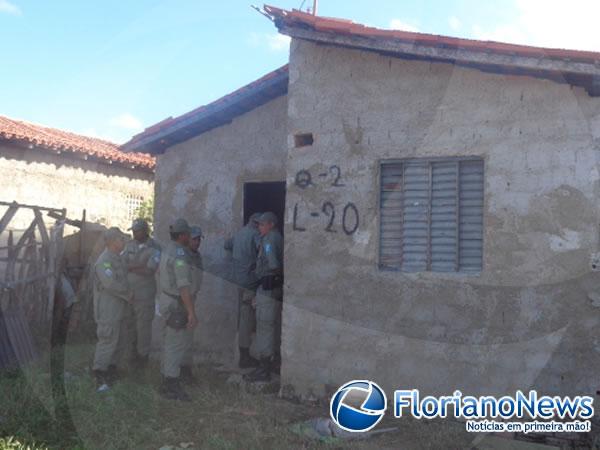Polícia Militar de Floriano realiza operação no Conjunto Gabriel Kalume.(Imagem:FlorianoNews)