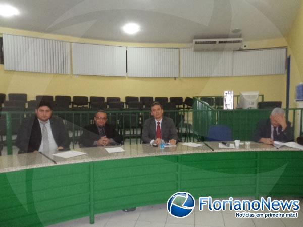 Vereadores de Floriano aprovam dois Projetos de Lei do Poder Executivo.(Imagem:FlorianoNews)