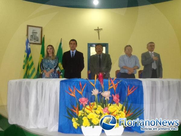 Medalha do Mérito Agrônomo Parentes é concedida ao Repórter Amarelinho e ao Prof. Luiz Paulo.(Imagem:FlorianoNews)