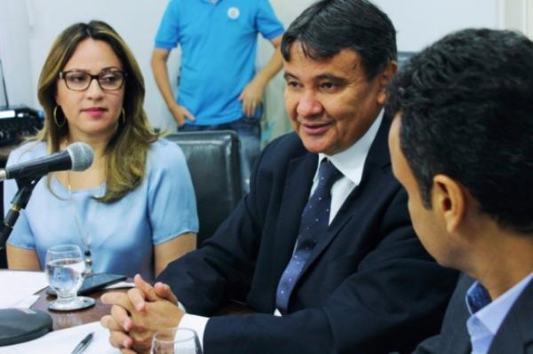 Gestores participam de reunão preparatória para o Festival da Uva em São João do Piauí.(Imagem:Jorge Henrique Bastos)