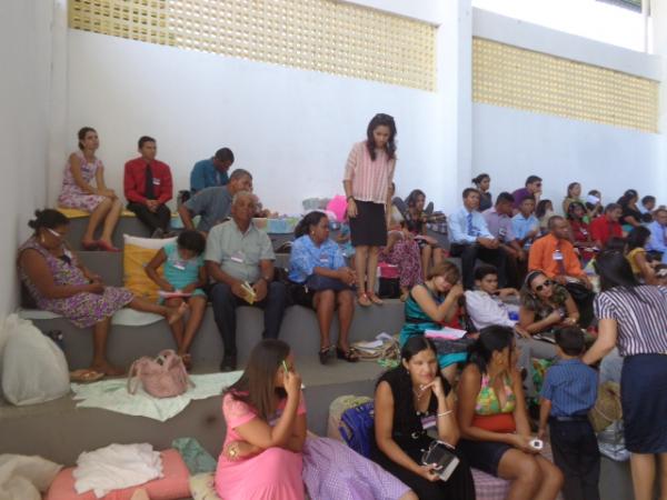 O evento está sendo sediado no Ginásio Poliesportivo Defala Attem.(Imagem:FlorianoNews)