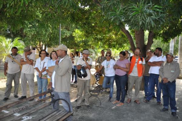 Mobilização contra a dengue visita mais de 600 imóveis em quatro bairros de Floriano.(Imagem:Secom)