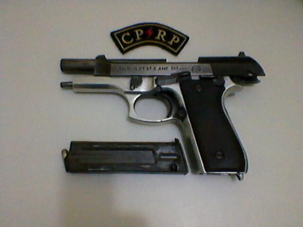 Pistola cal. 765, com carregador alimentado com 13 cartuchos não percutidos(Imagem:MEIONORTE)