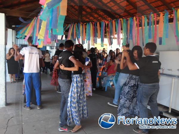 Lindolfo Uchoa realiza culminância do Projeto Resgatando o Folclore Brasileiro.(Imagem:FlorianoNews)