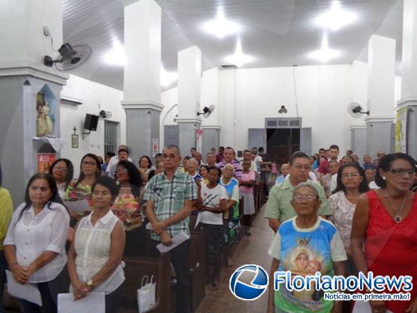 Pe. Aristides Ferreira toma posse como pároco de Nazaré do Piauí.(Imagem:FlorianoNews)