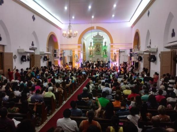 Orquestra Sinfônica de Teresina emociona público na cidade de Floriano.(Imagem:FlorianoNews)