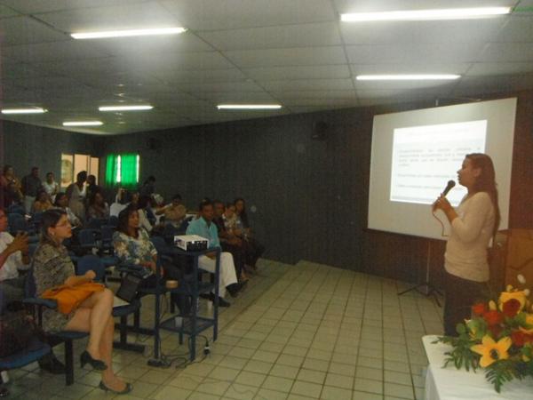 CAPS promoveu reunião com rede de atenção psicossocial de Floriano.(Imagem:FlorianoNews)