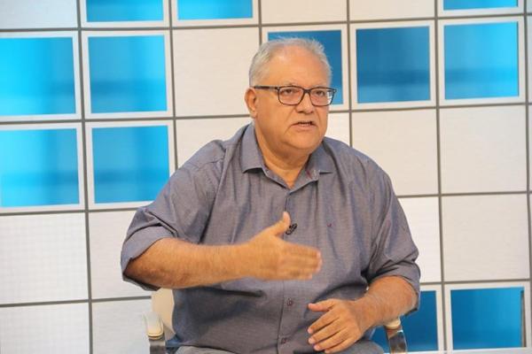 Cotado para ser candidato, Montezuma diz que prefere Charles da Silveira.(Imagem:Yala Sena)