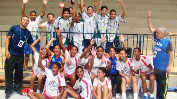 Meninas do Caic Balduíno terminam primeira fase invicta e aguardam adversário da semifinal da competição. Jogos Escolares acontecem em Natal até próximo domingo.(Imagem: Divulgação/Seduc)