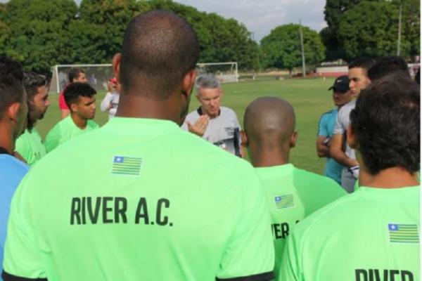 River anuncia marca própria e apresenta uniformes para 2018 em evento.(Imagem:River AC)