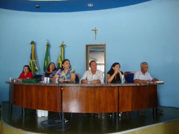 Mesa de honra da assembléia da Funasa(Imagem:Amarelinho)